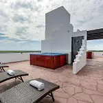 Comfort Inn Cancún Aeropuerto 